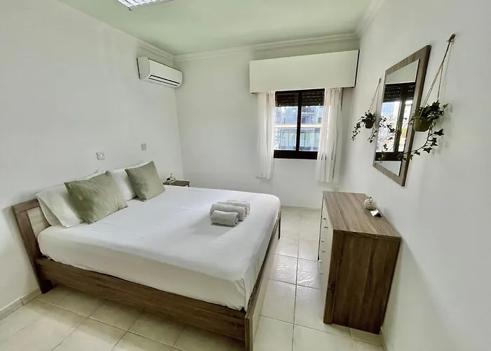 Spacious 3-bedroom In アパート リマソール