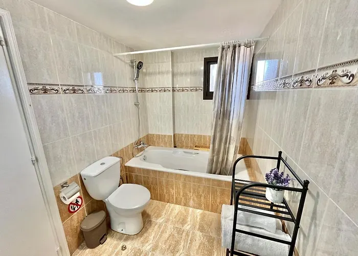 アパート Spacious 3-bedroom In リマソール