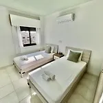 Spacious 3-bedroom In Apartman